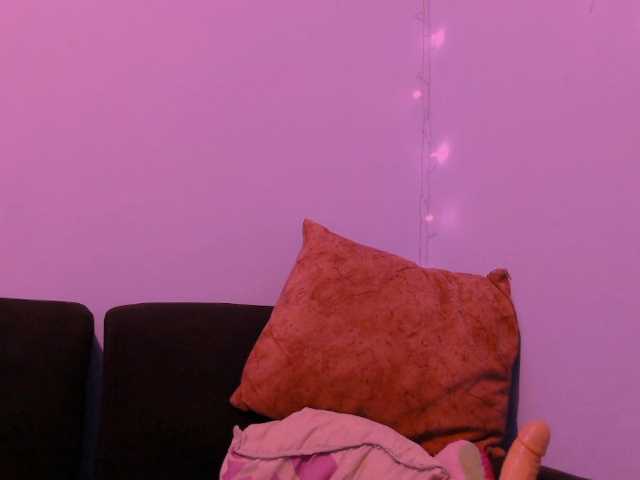 Fuego03, live now on BongaCams