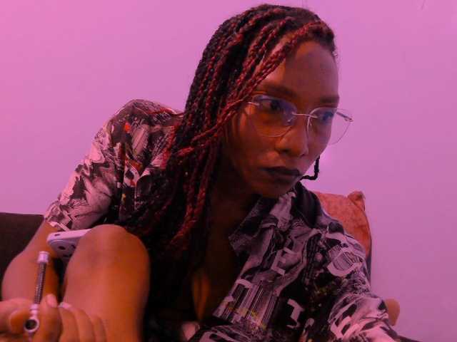 Fuego03, en directo ahora en BongaCams