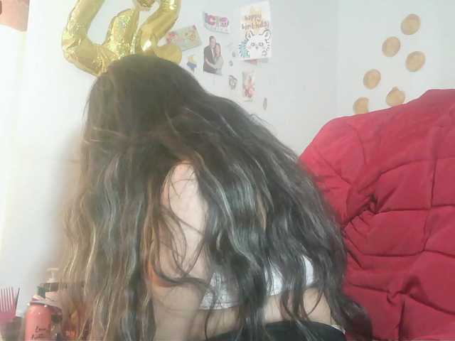 Malishka19, en vivo ahora en BongaCams