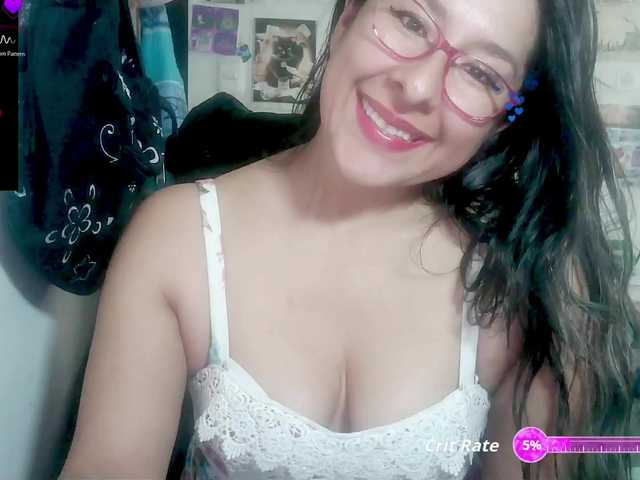 Malishka19 live cam on BongaCams