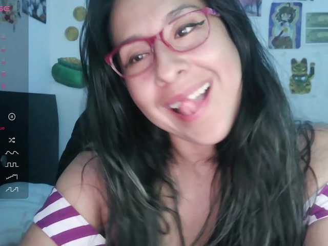 Malishka19 live cam on BongaCams