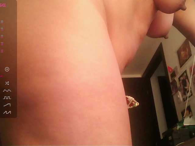 Malishka19 live cam on BongaCams
