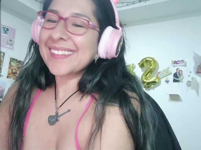 Malishka19 webcam