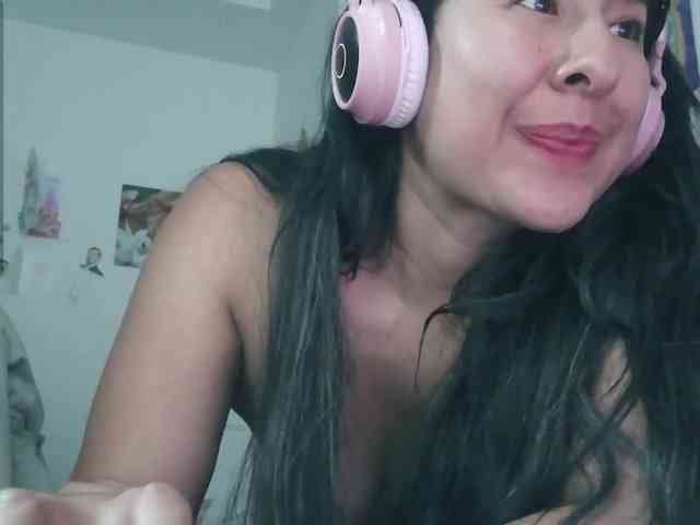Malishka19 webcam