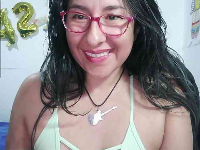 Malishka19 webcam