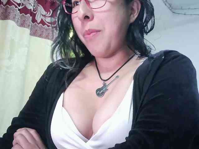 Malishka19 webcam