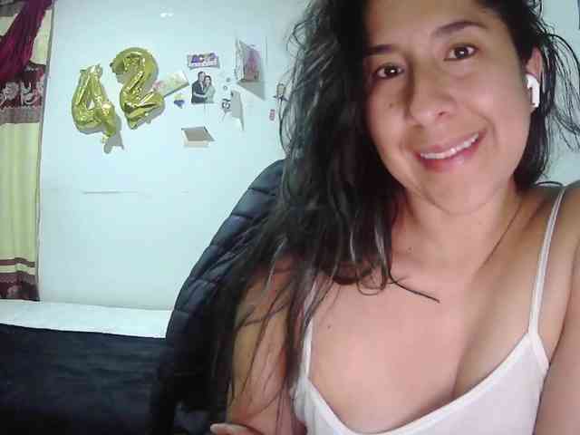 Malishka19 webcam