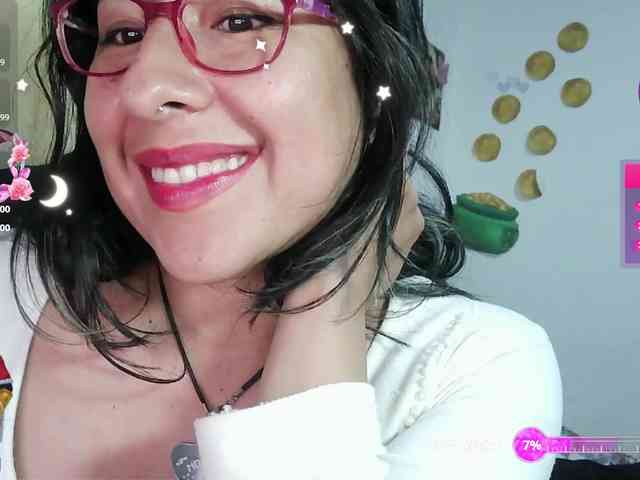 Malishka19 webcam