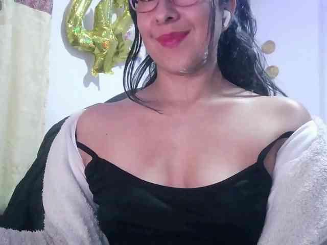 Malishka19 webcam