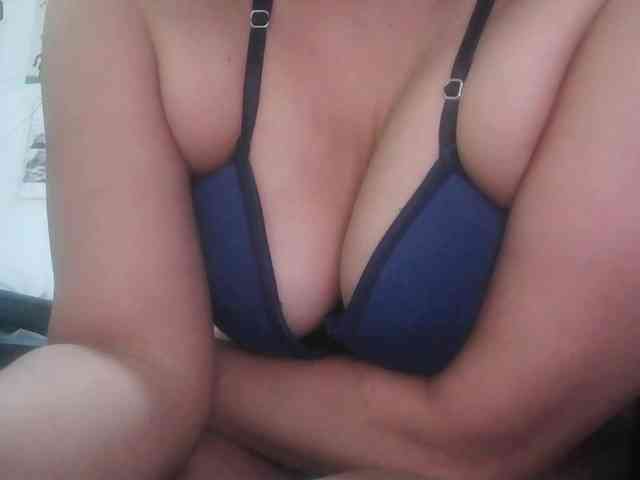 Malishka19 webcam