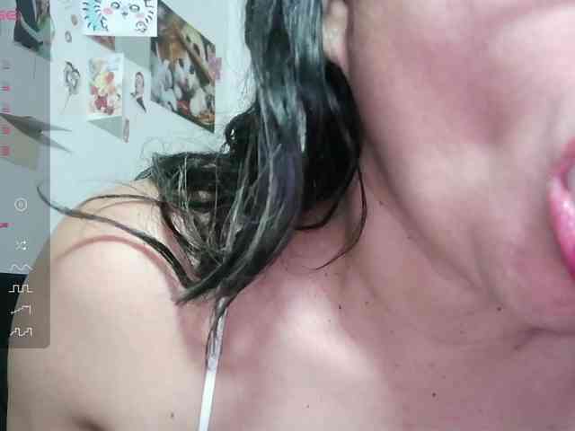 Malishka19 webcam