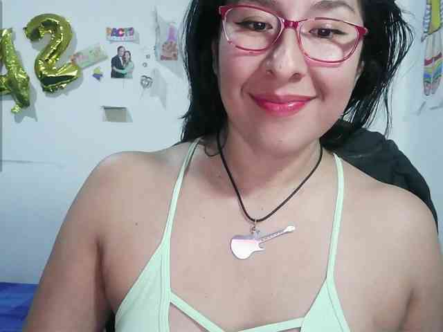 Malishka19 webcam