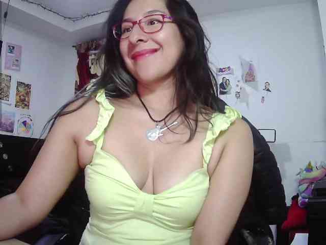 Malishka19 webcam