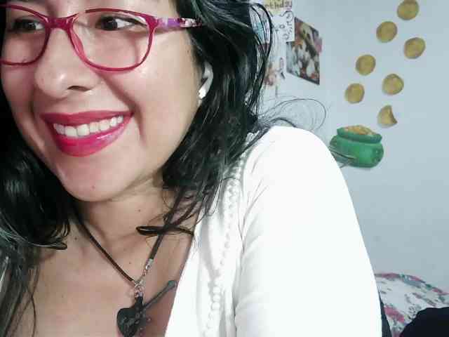 Malishka19 webcam