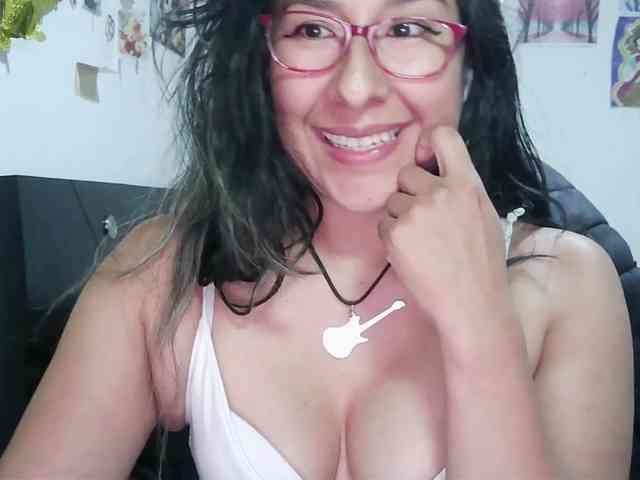 Malishka19 webcam