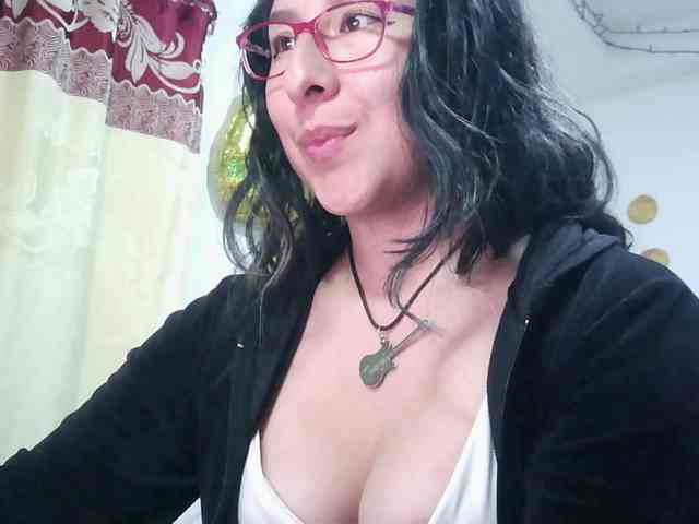 Malishka19 webcam