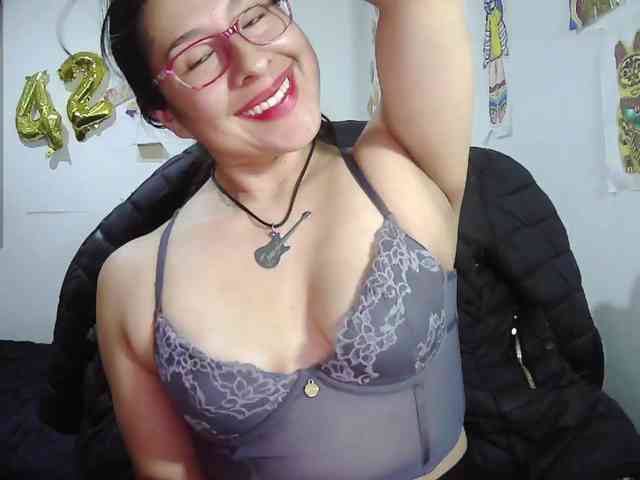 Malishka19 webcam