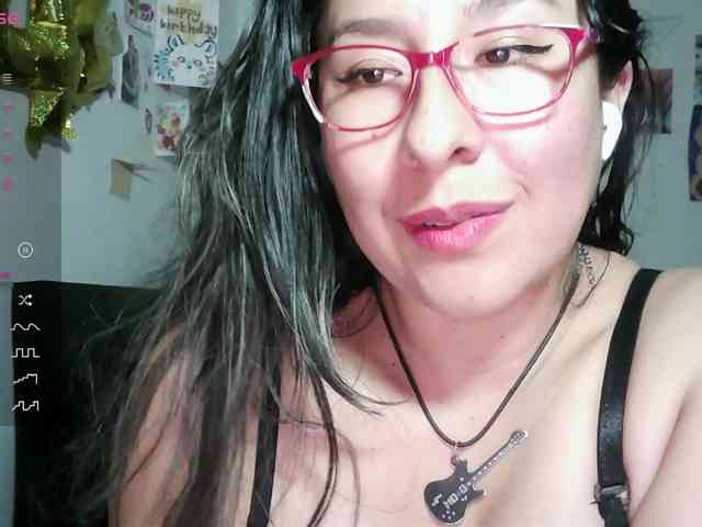 Malishka19 webcam