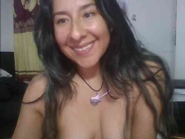 Malishka19 webcam