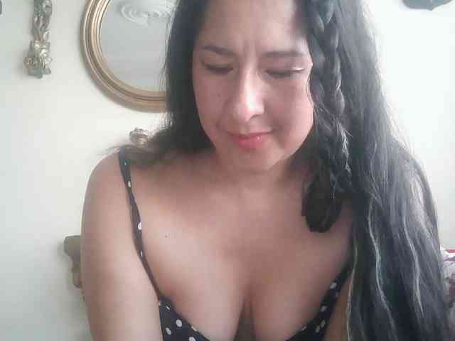 Malishka19 webcam