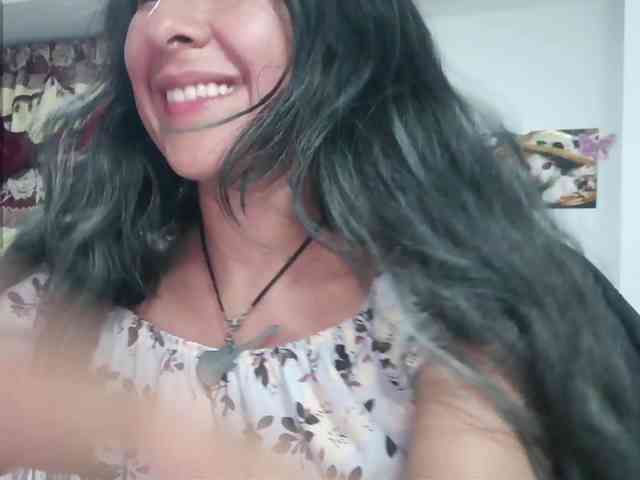 Malishka19 webcam