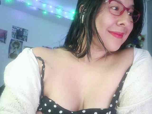 Malishka19 webcam
