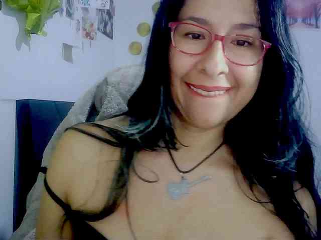 Malishka19 webcam