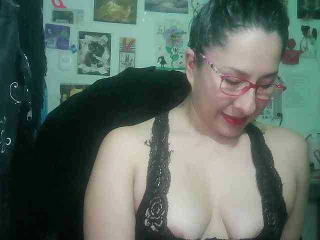 Malishka19 webcam