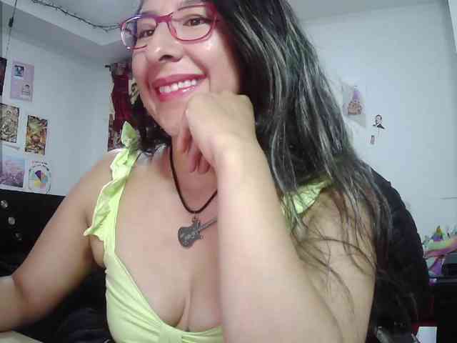Malishka19 webcam