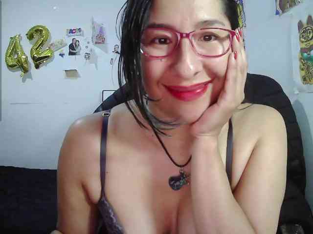 Malishka19 webcam
