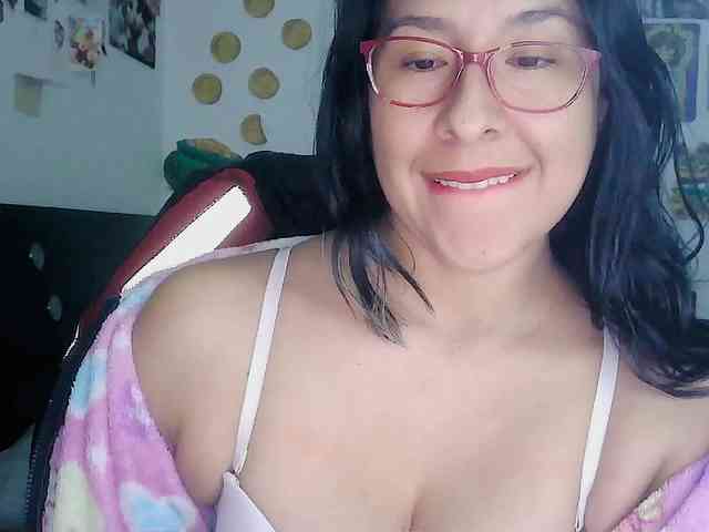 Malishka19 webcam