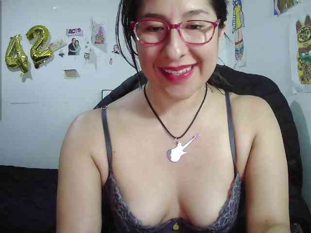 Malishka19 webcam