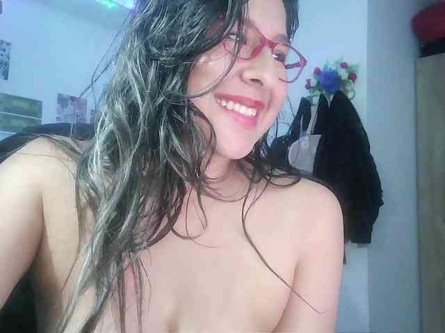Malishka19 webcam