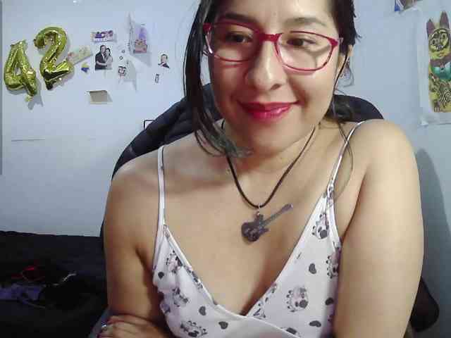 Malishka19 webcam