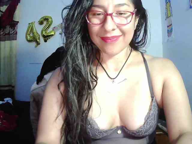 Malishka19 webcam