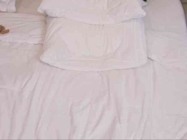 DorisCream webcam
