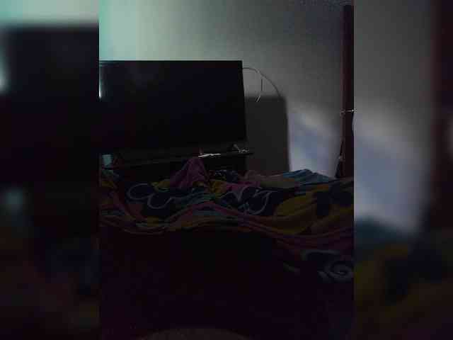 Violeta-1816 webcam