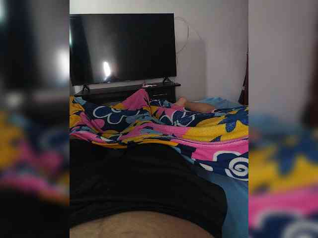 Violeta-1816 webcam