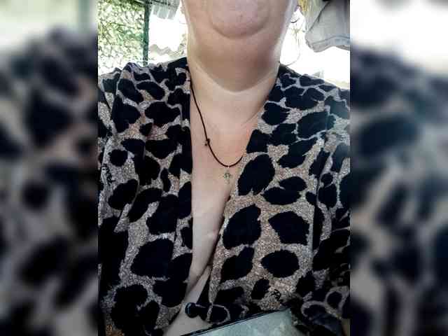 Modella: Violai