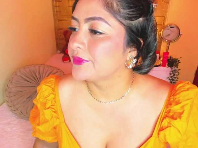 JuliaHaye live webcam show