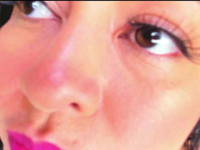 JuliaHaye live cam on BongaCams