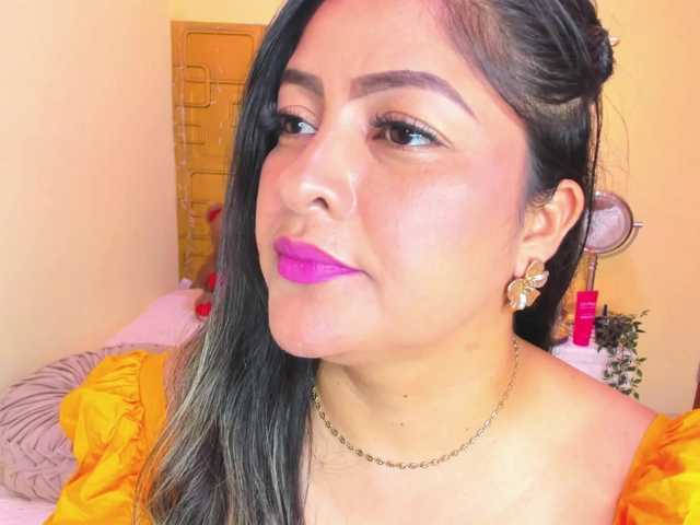 JuliaHaye live webcam show