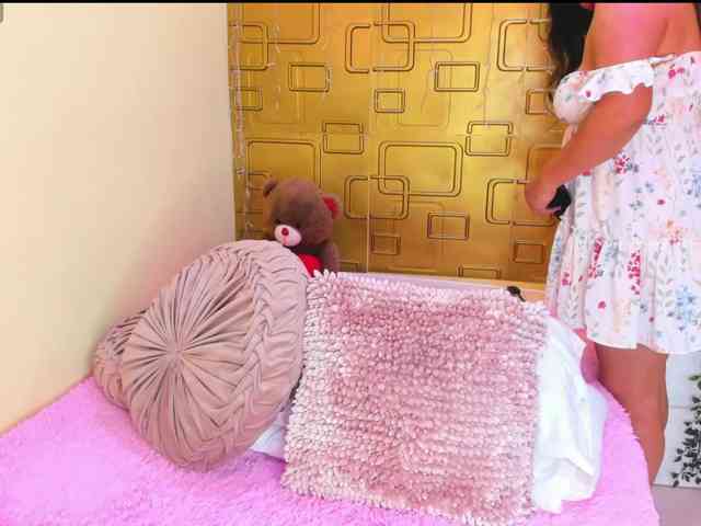 live sex show JuliaHaye