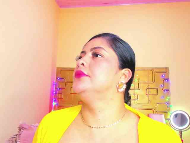 JuliaHaye JuliaHaye