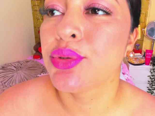 JuliaHaye webcam