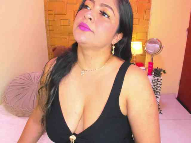 JuliaHaye JuliaHaye