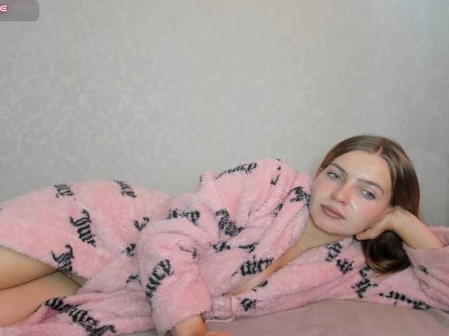 MonicaRosy live cam on BongaCams