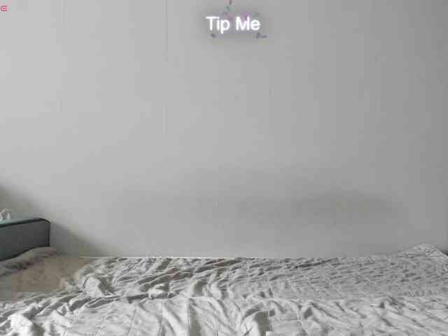 MonicaRosy webcam