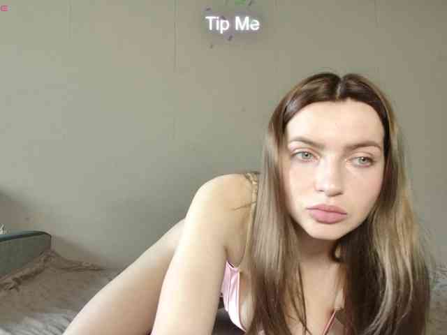 MonicaRosy webcam