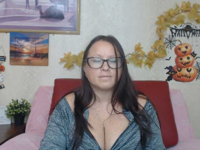 Lilia4joy webcam